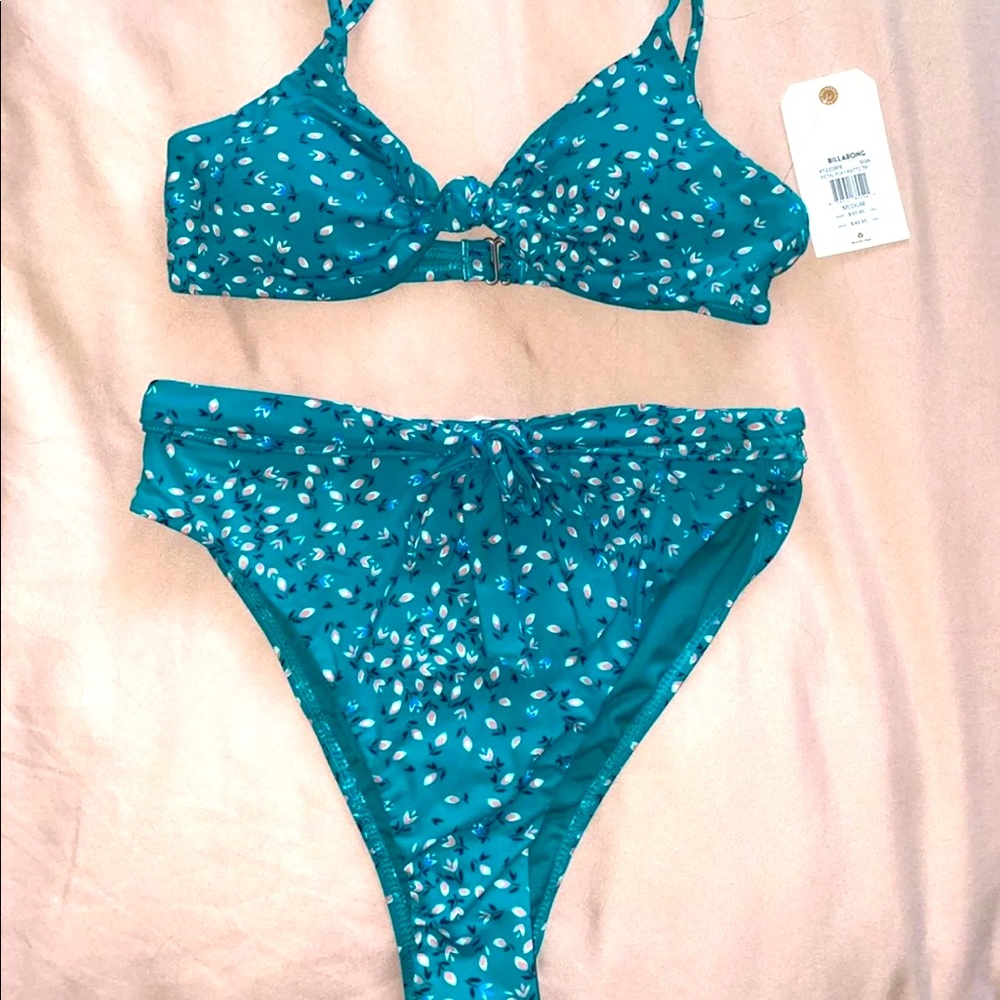 Billabong Bikini Set